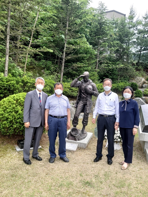 봉사단과 기념행사 현장 사진